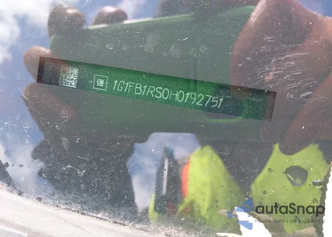 2017 Chevrolet Camaro 1Lt из США, поврежденный, VIN 1G1FB1RS0H0192751